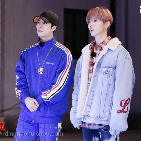 孟佳分享JYP家族合影指南：珍藏回忆，完美展示